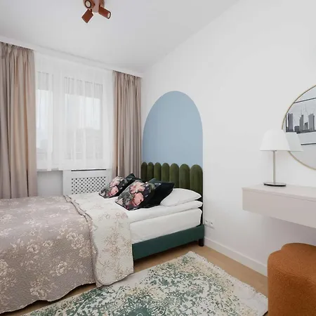 Apartamento Unique Two Bedroom In By Renters