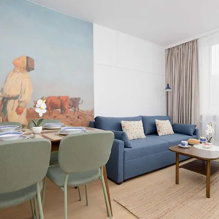 Unique Two Bedroom In By Renters *