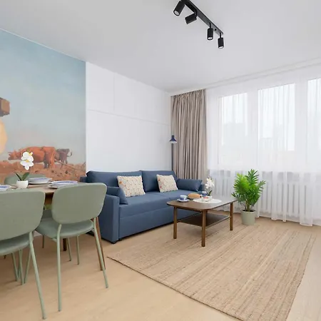 Unique Two Bedroom In By Renters Apartamento