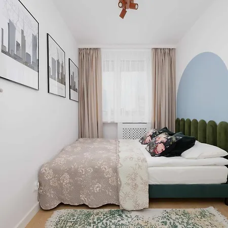 Apartamento Unique Two Bedroom In By Renters