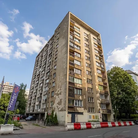 Apartamento Unique Two Bedroom In By Renters *